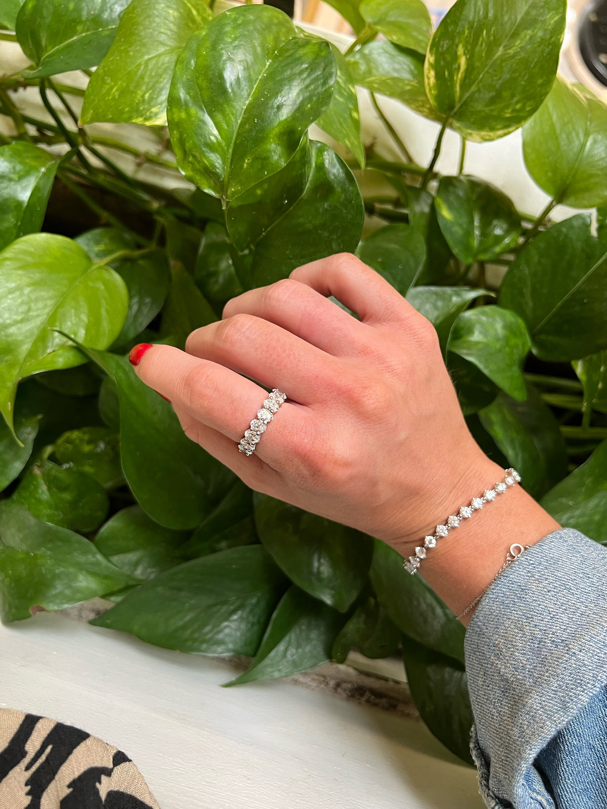 Scalloped Oval Diamond Band 3.80 ctw