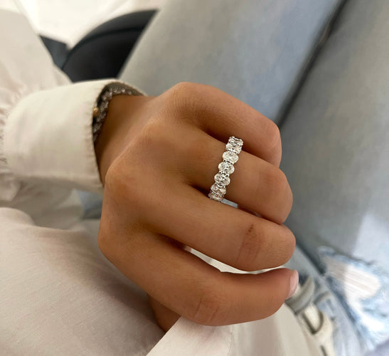 Scalloped Oval Diamond Band 3.80 ctw