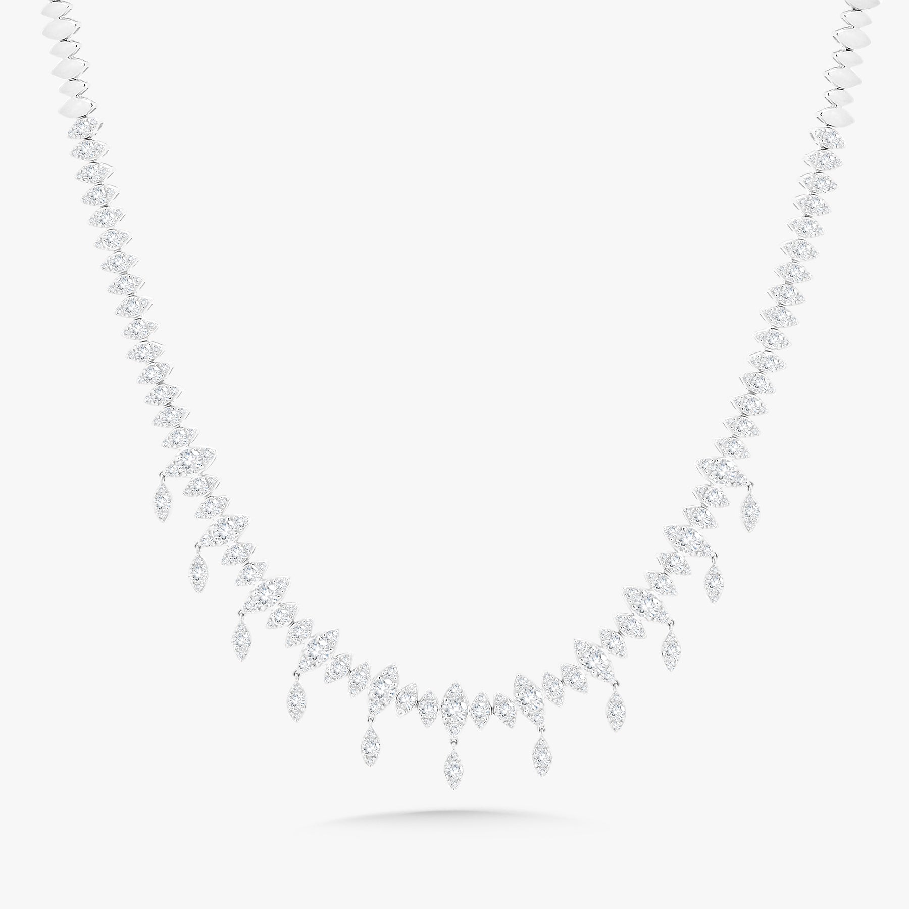 最終値下げ　マグノリアホワイト　Daphne Long necklace 最終値下げ マグノリアホワイト Daphne Long necklace