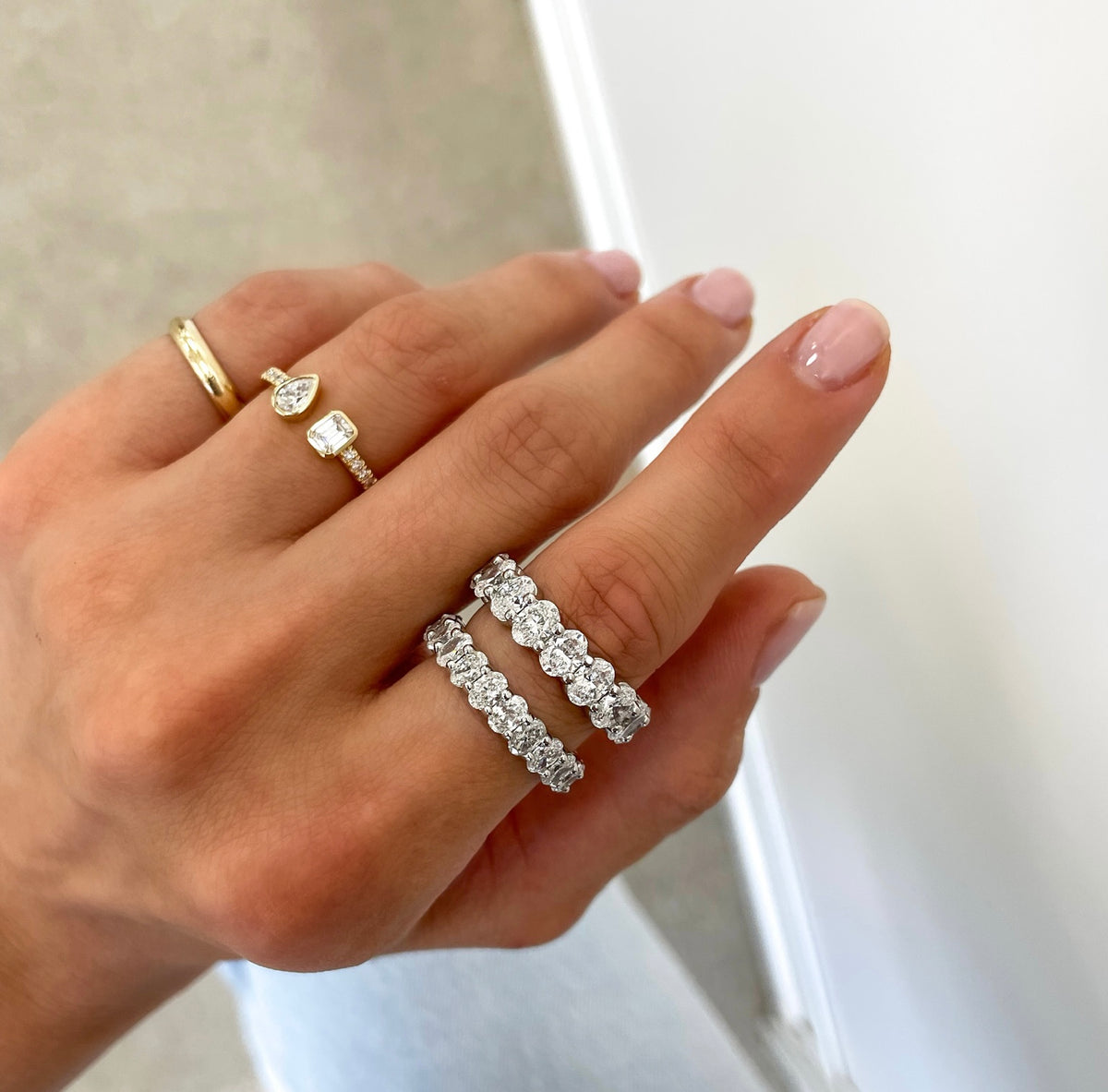 Scalloped Oval Diamond Band 2.05 ctw