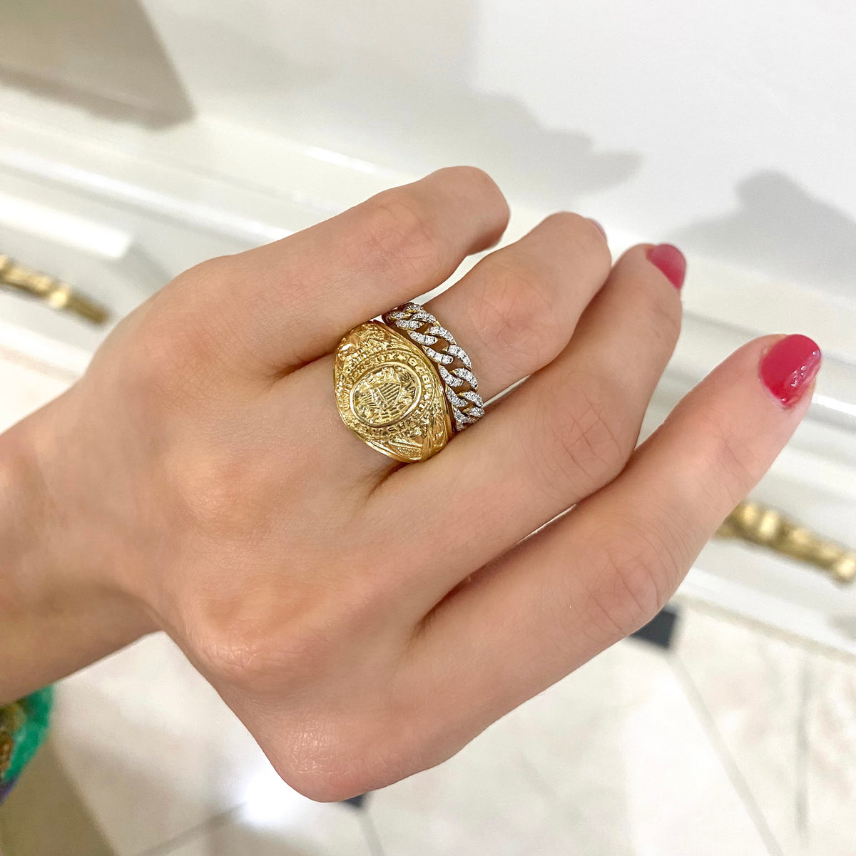 Bre Flexible Chain Link Ring