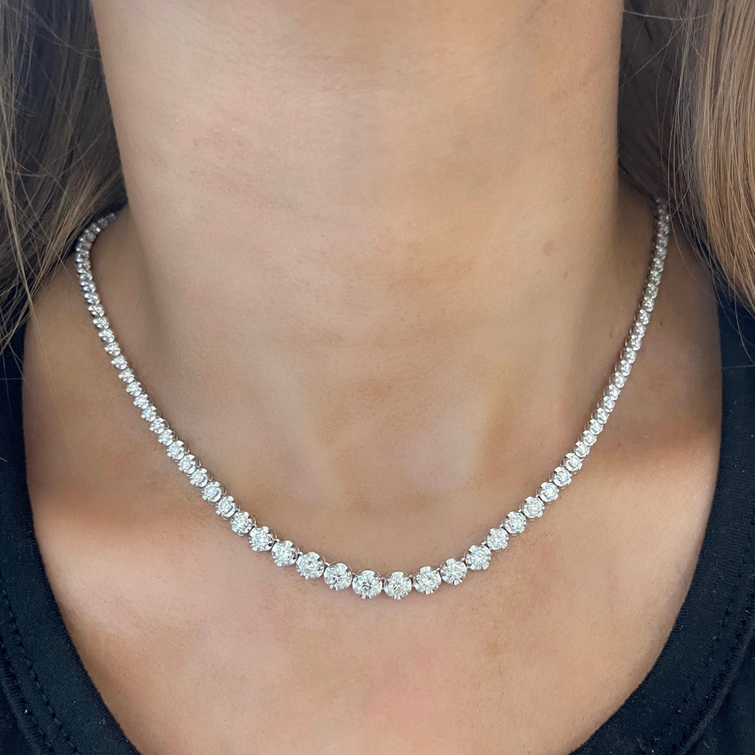 Bezel set 2025 necklace white gold