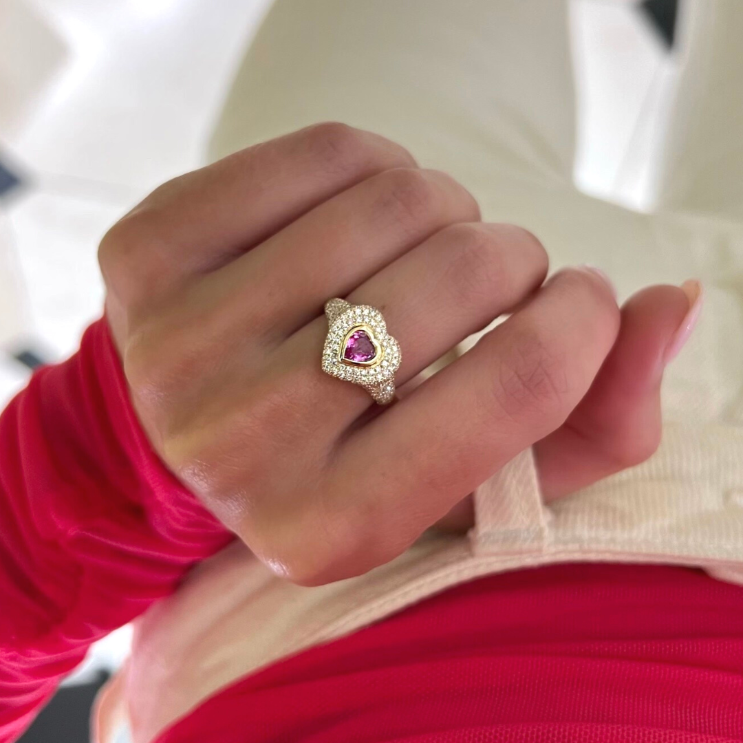 Mama Heart Pave Diamond Signet Ring