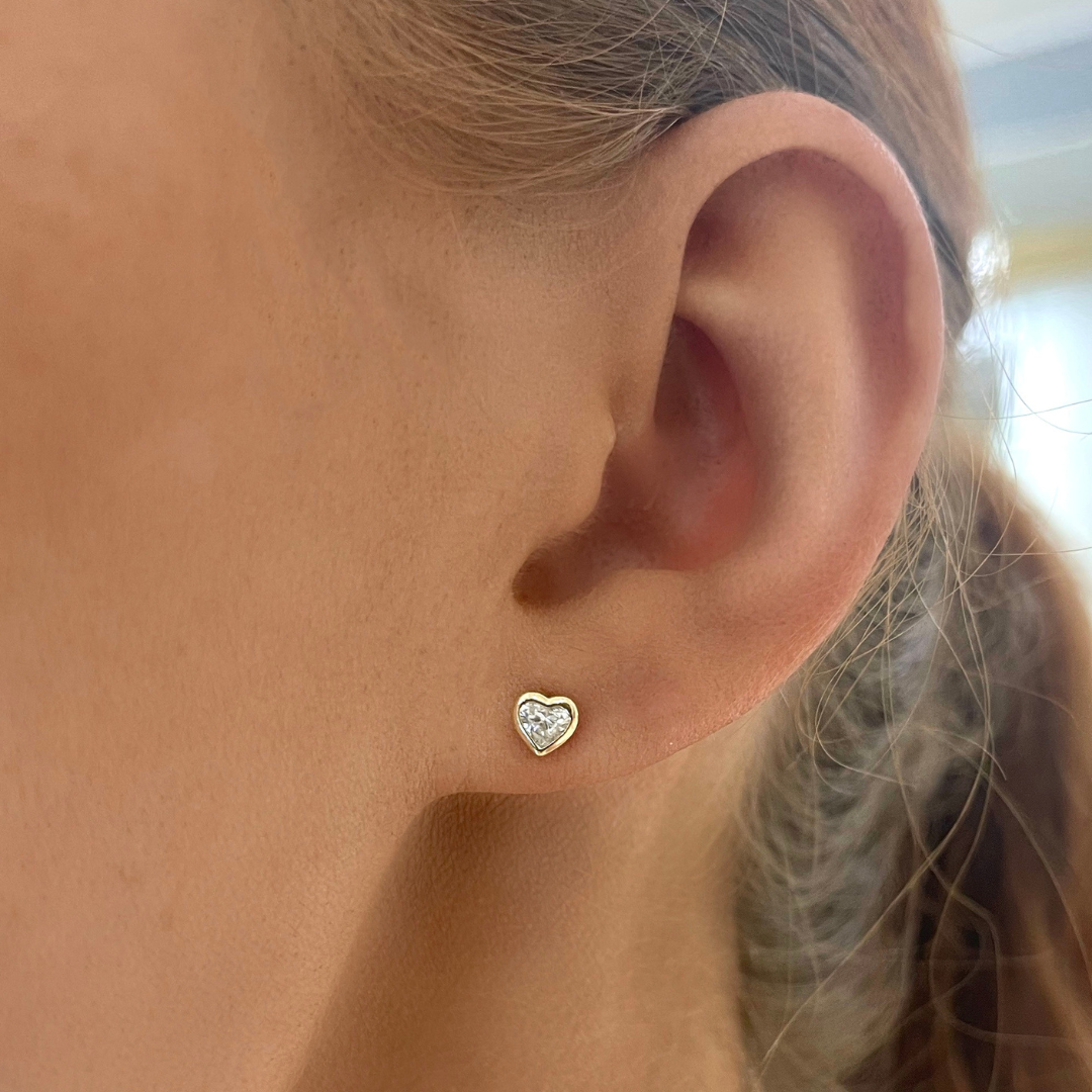 Ravayna Bezel Heart Diamond Stud Earrings