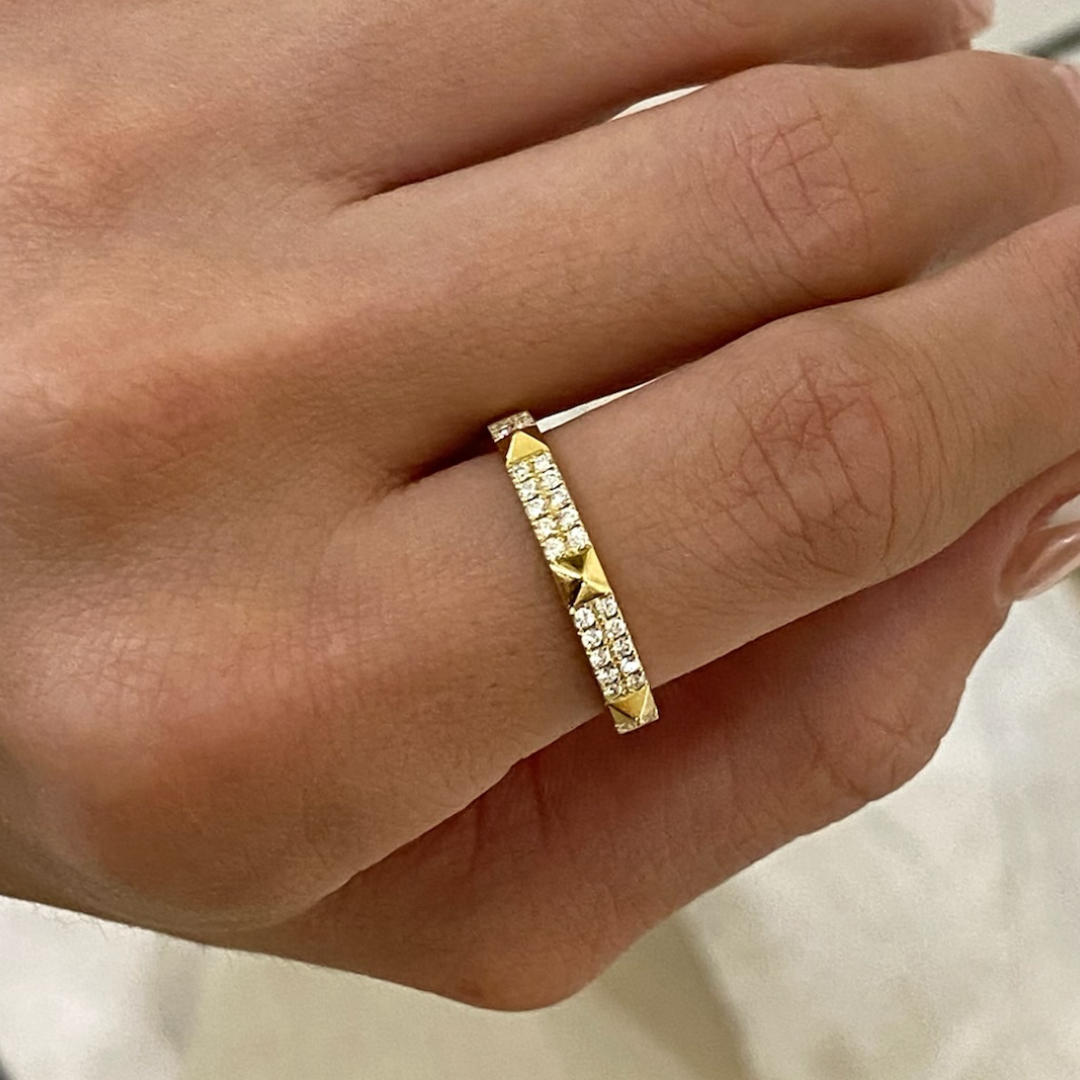 Nikita Studded Pave Diamond Band