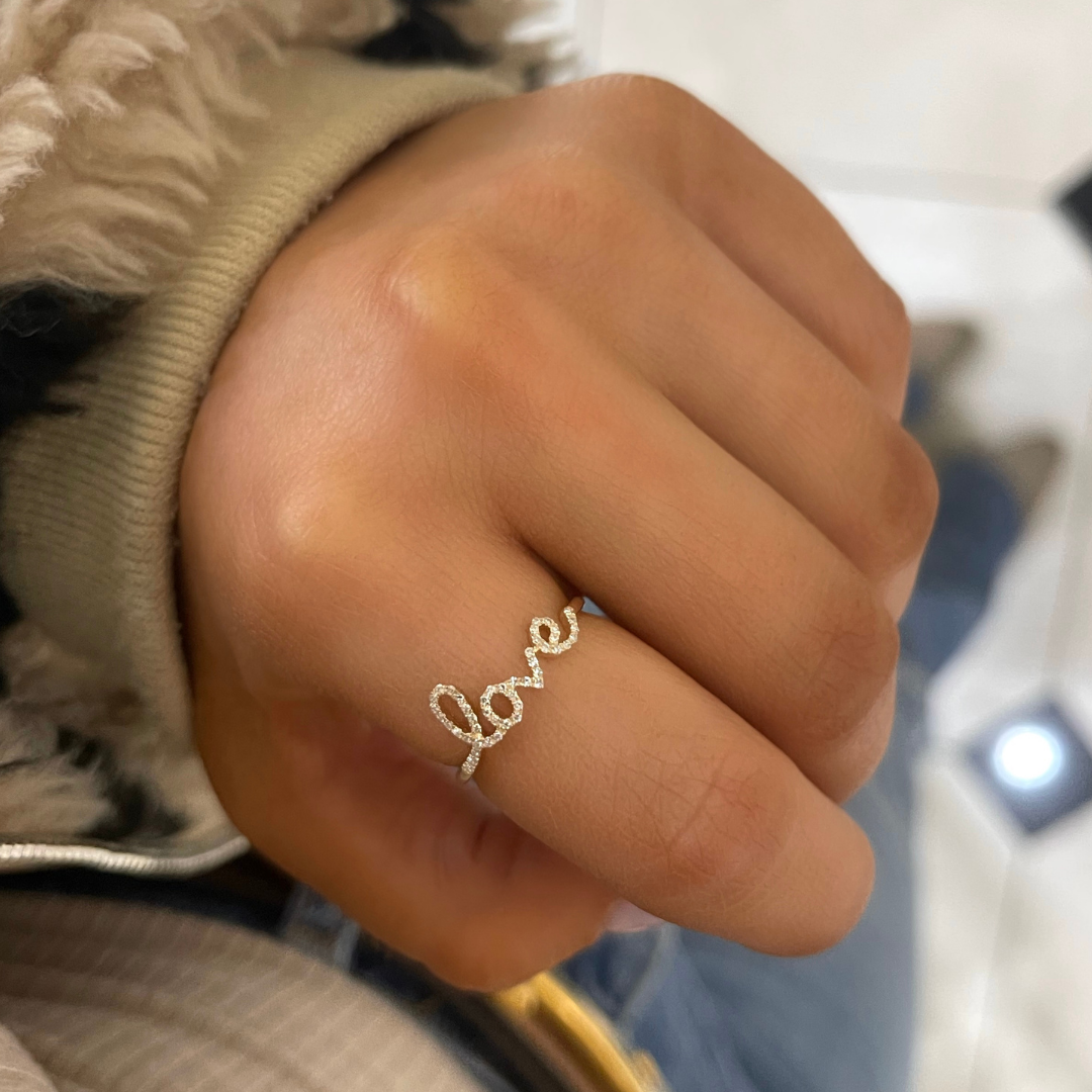 Script Love Diamond Heart Ring