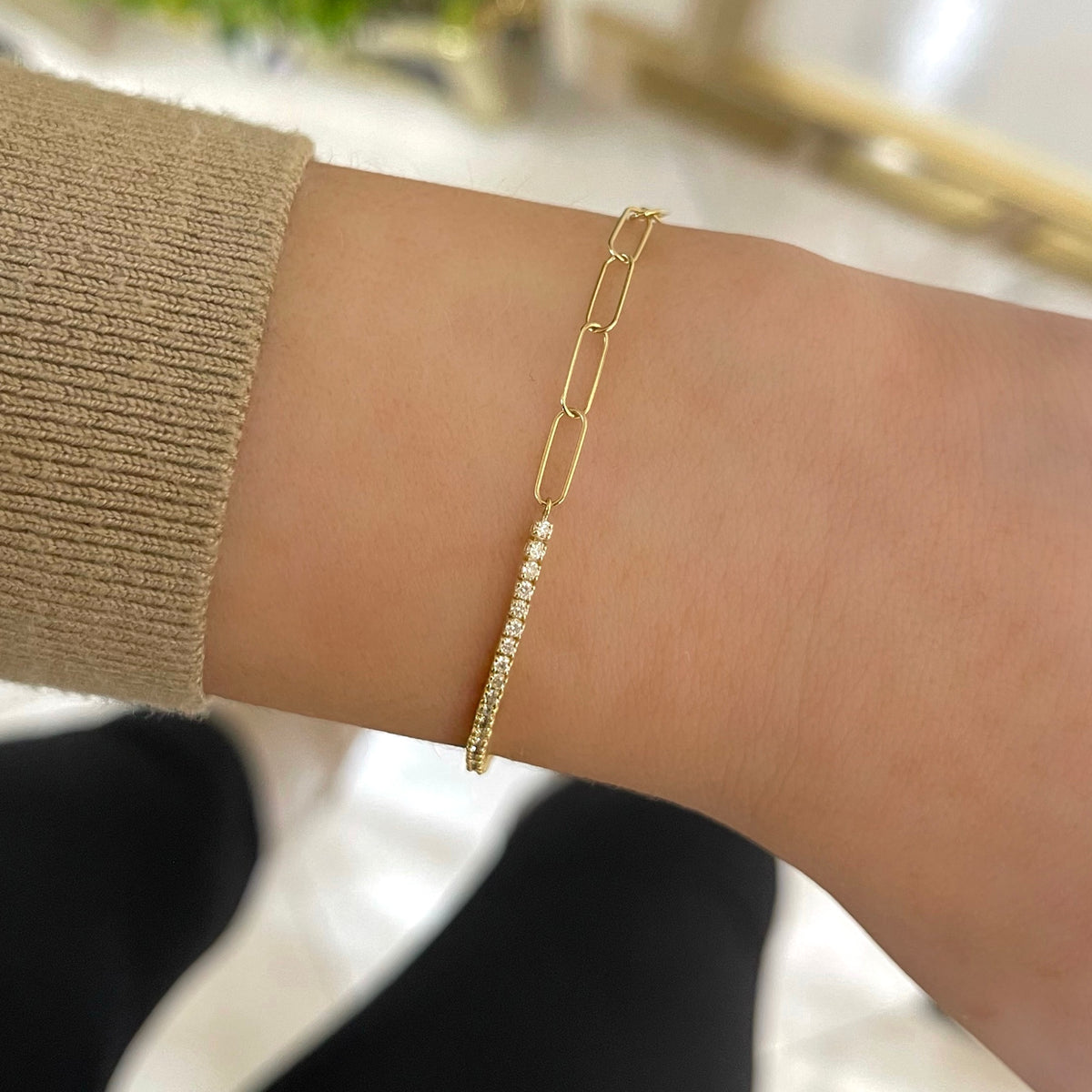 Alex Diamond Tennis Bracelet with Paperclip Closure Yellow Gold