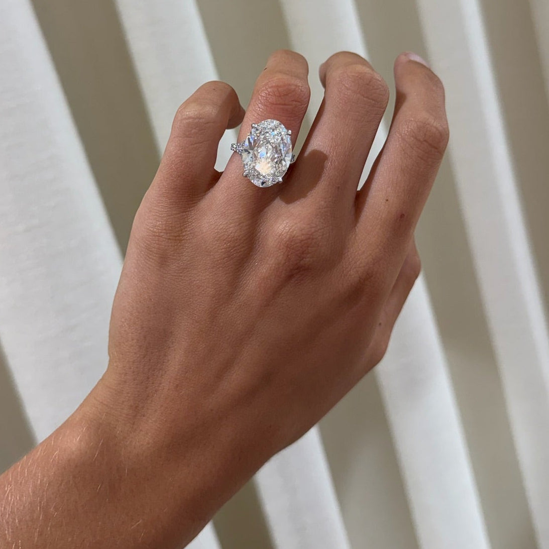 13.25ct Lab Grown Oval Diamond in a Pavé Split Shank