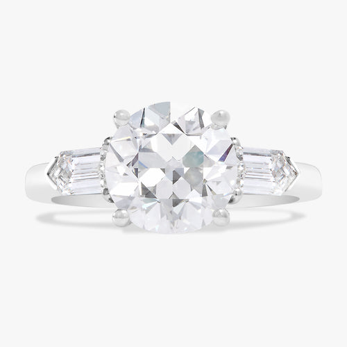 2.50ct Lab Grown Old European Round Diamond in Solitaire Setting with Tapered Bullets