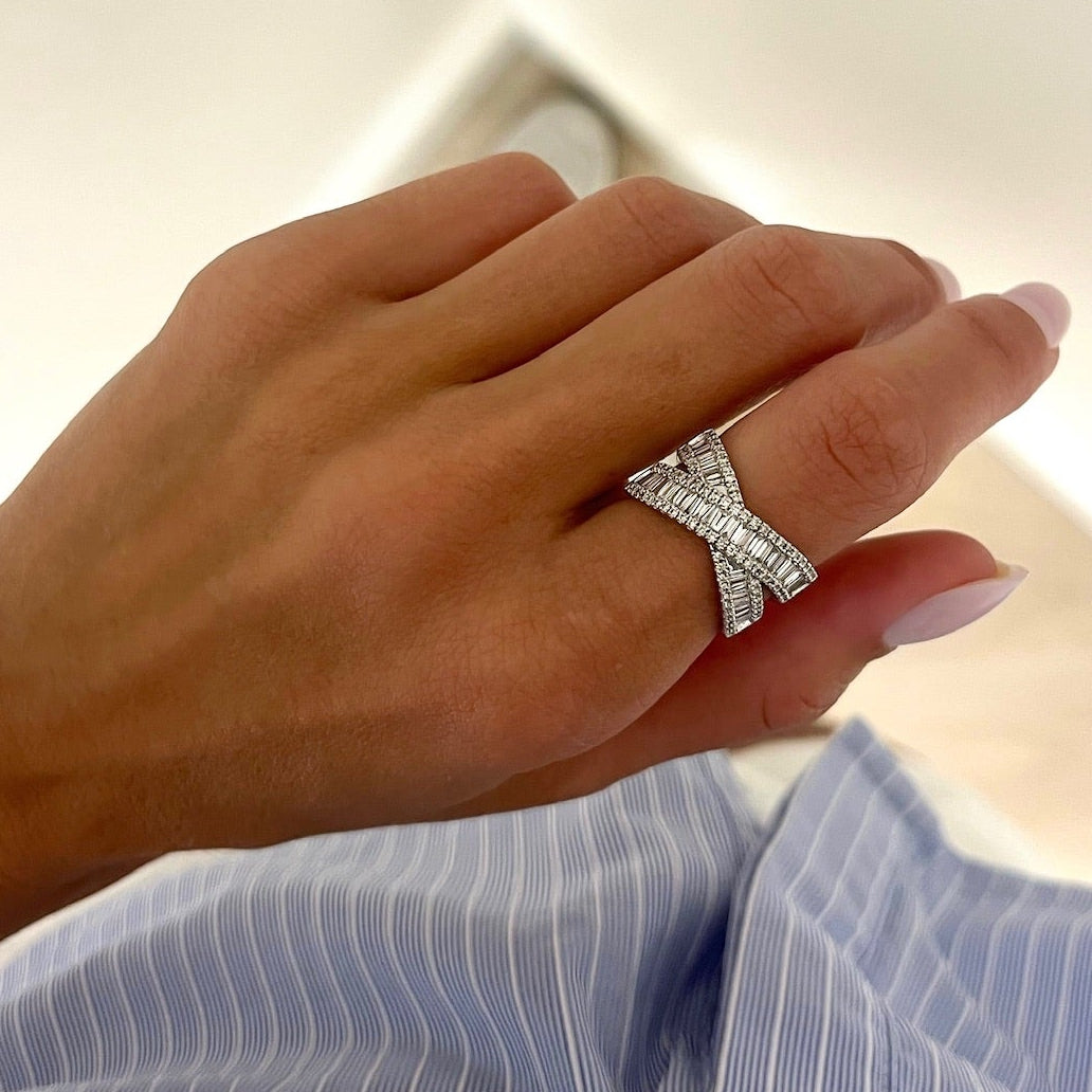 Chloe Baguette Butterfly Ring