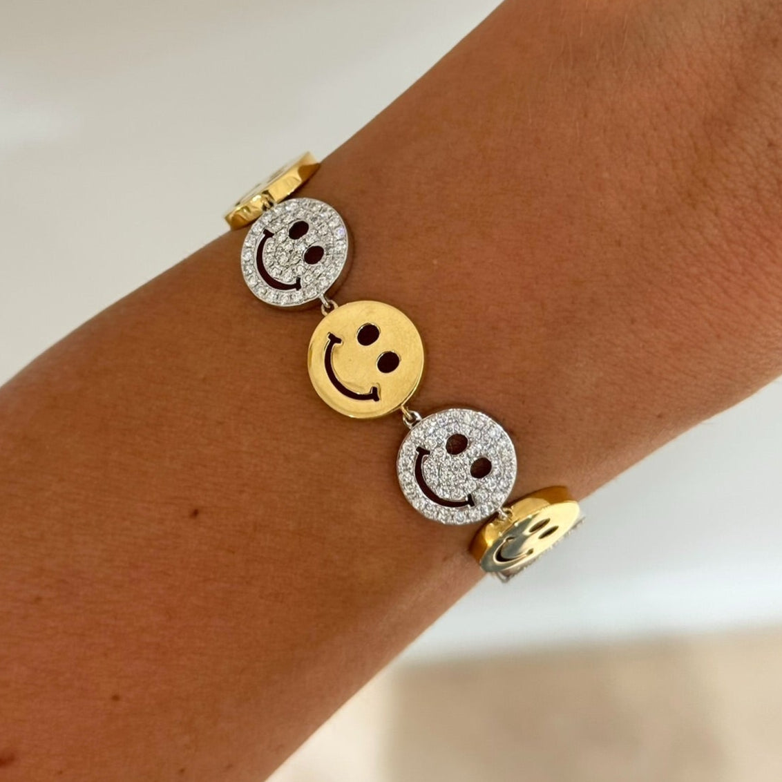 Drew Smiley Pave & Gold Alternating Bracelet