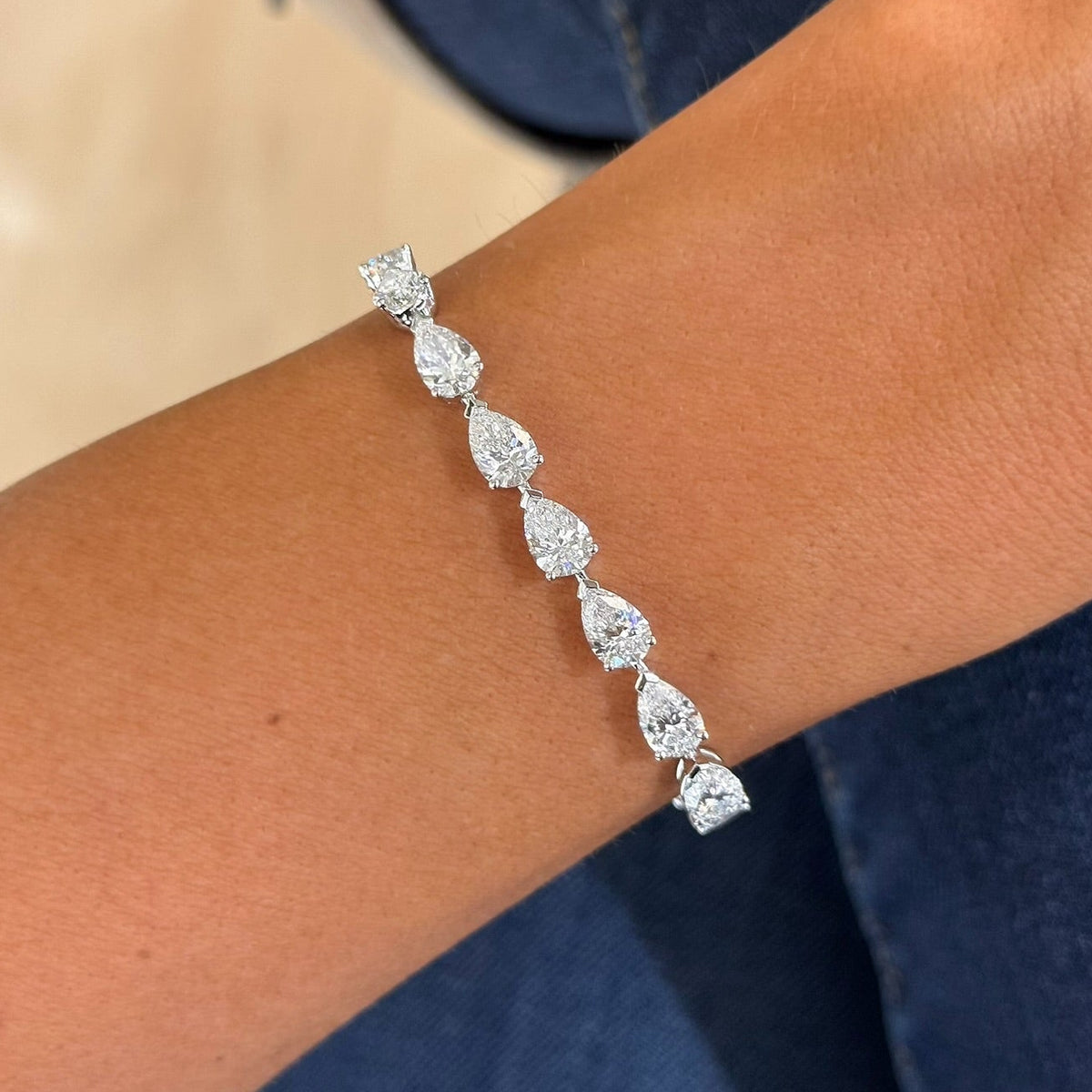 Everette Chasing Pears Diamond Tennis Bracelet WG