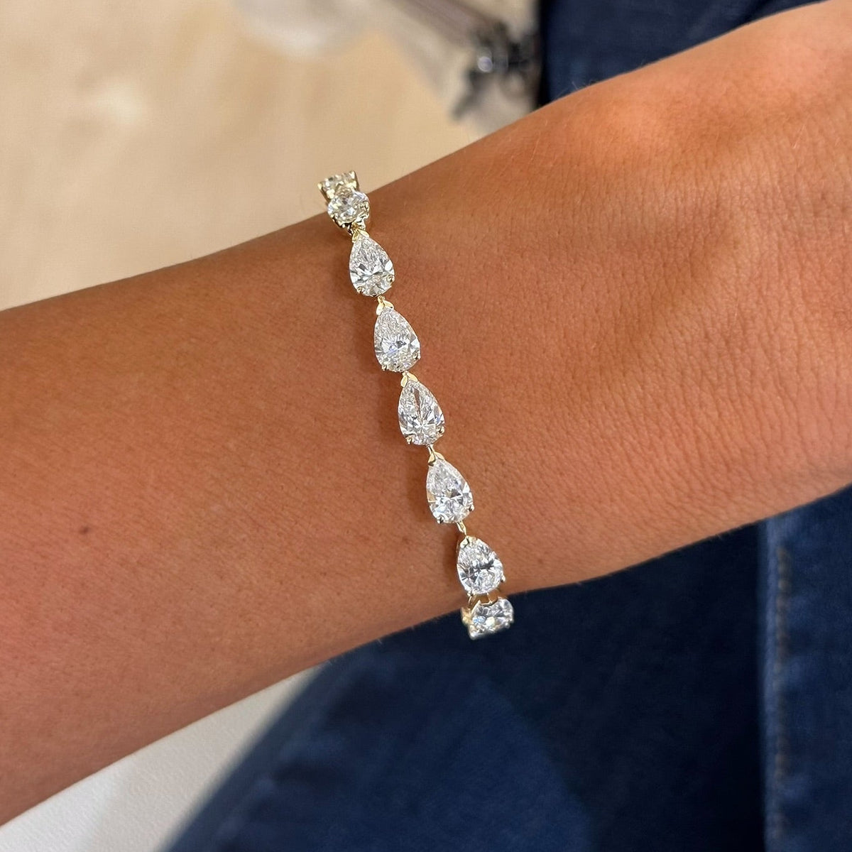 Everette Chasing Pears Diamond Tennis Bracelet YG