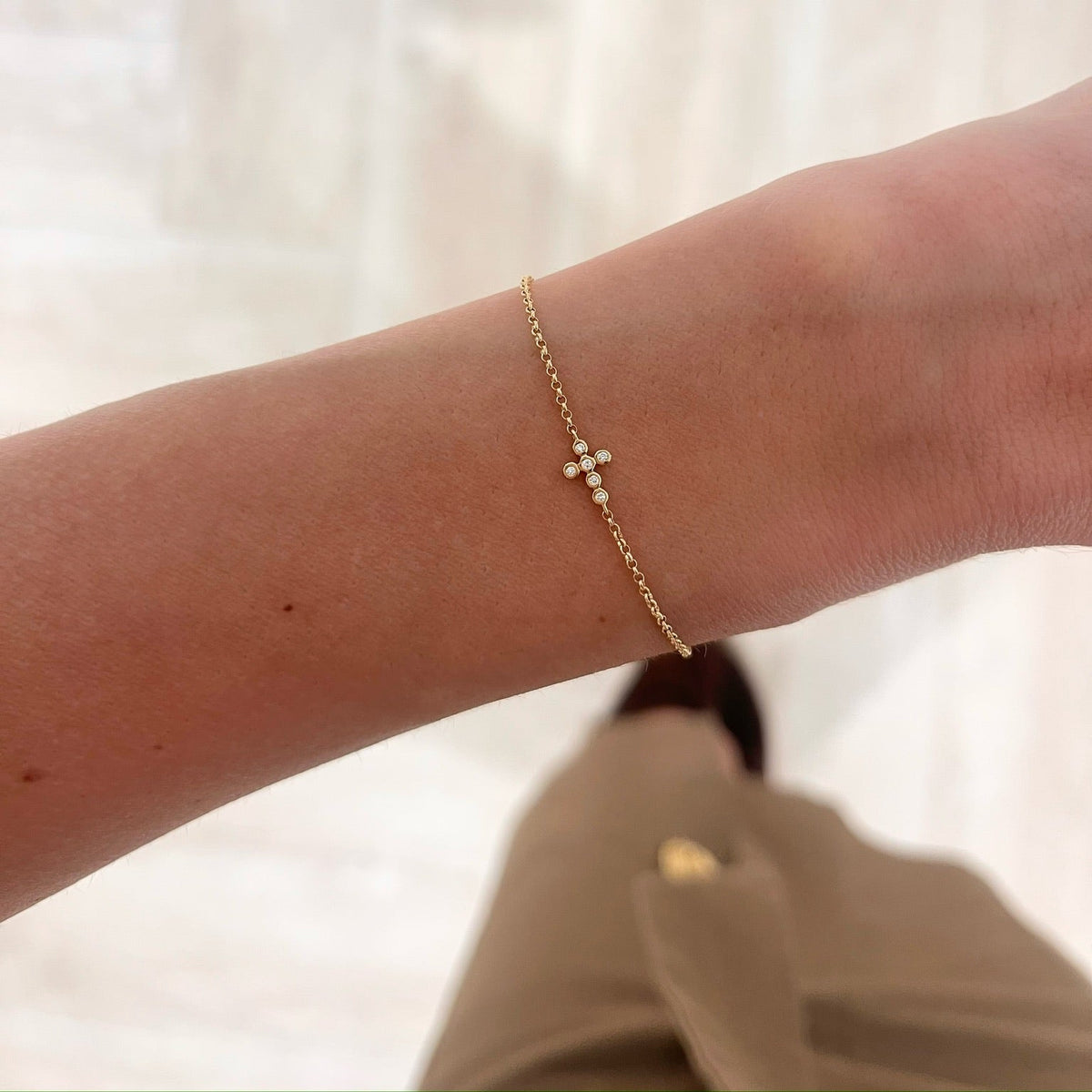Mara Bezel Diamond Cross Bracelet
Success
