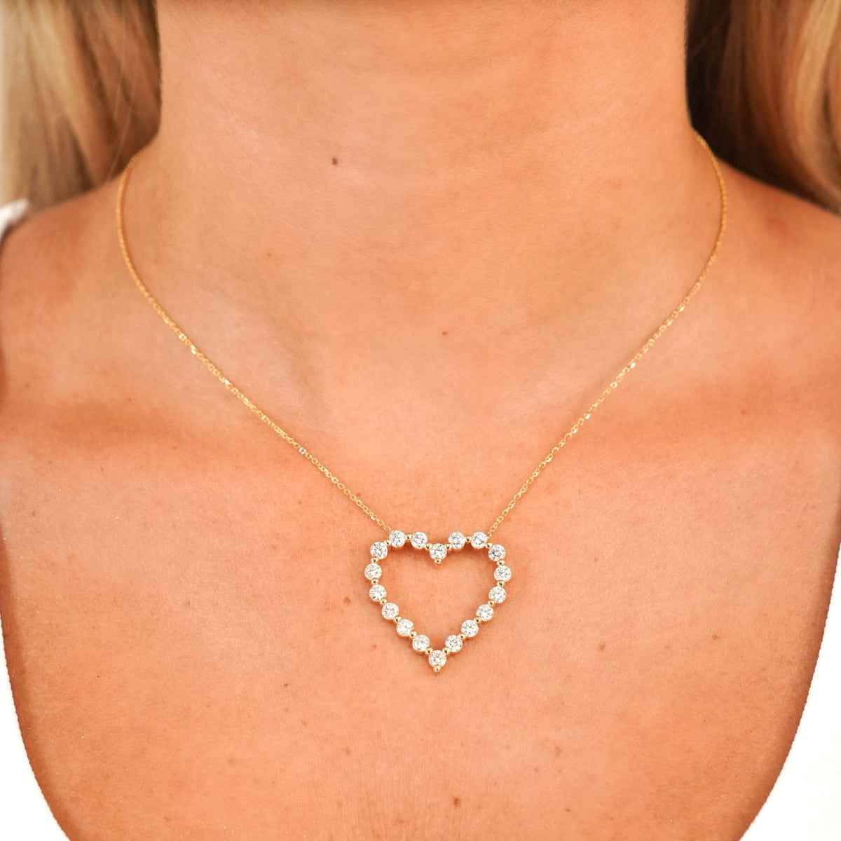 Midi Charlie Cloud® Floating Diamond Heart Necklace 2.16 ctw