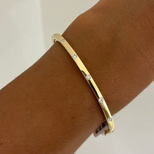 Mini amour bangle
