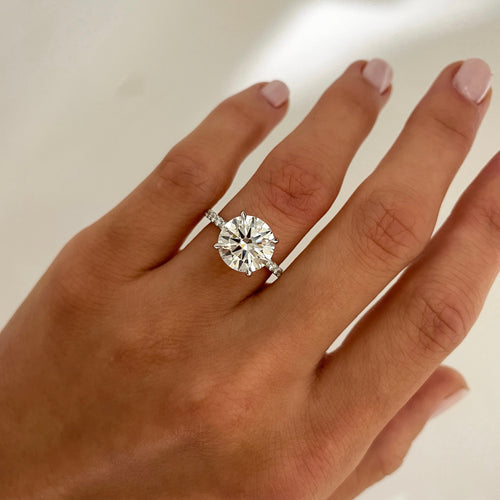 3.50 Round Brilliant Lab Diamond Solitaire With Pavé Band
