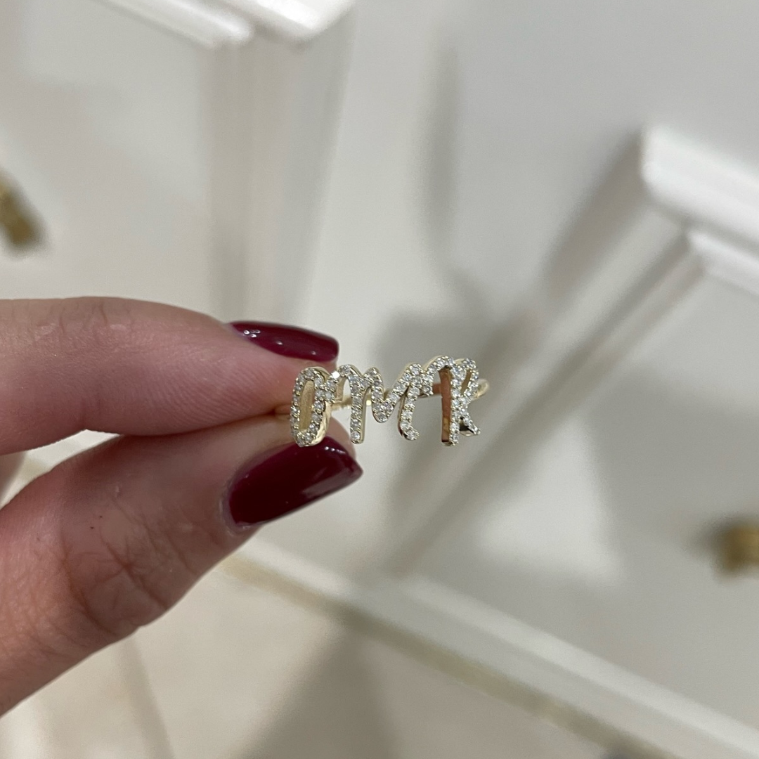 Custom Diamond Script Name Ring – RWFJ