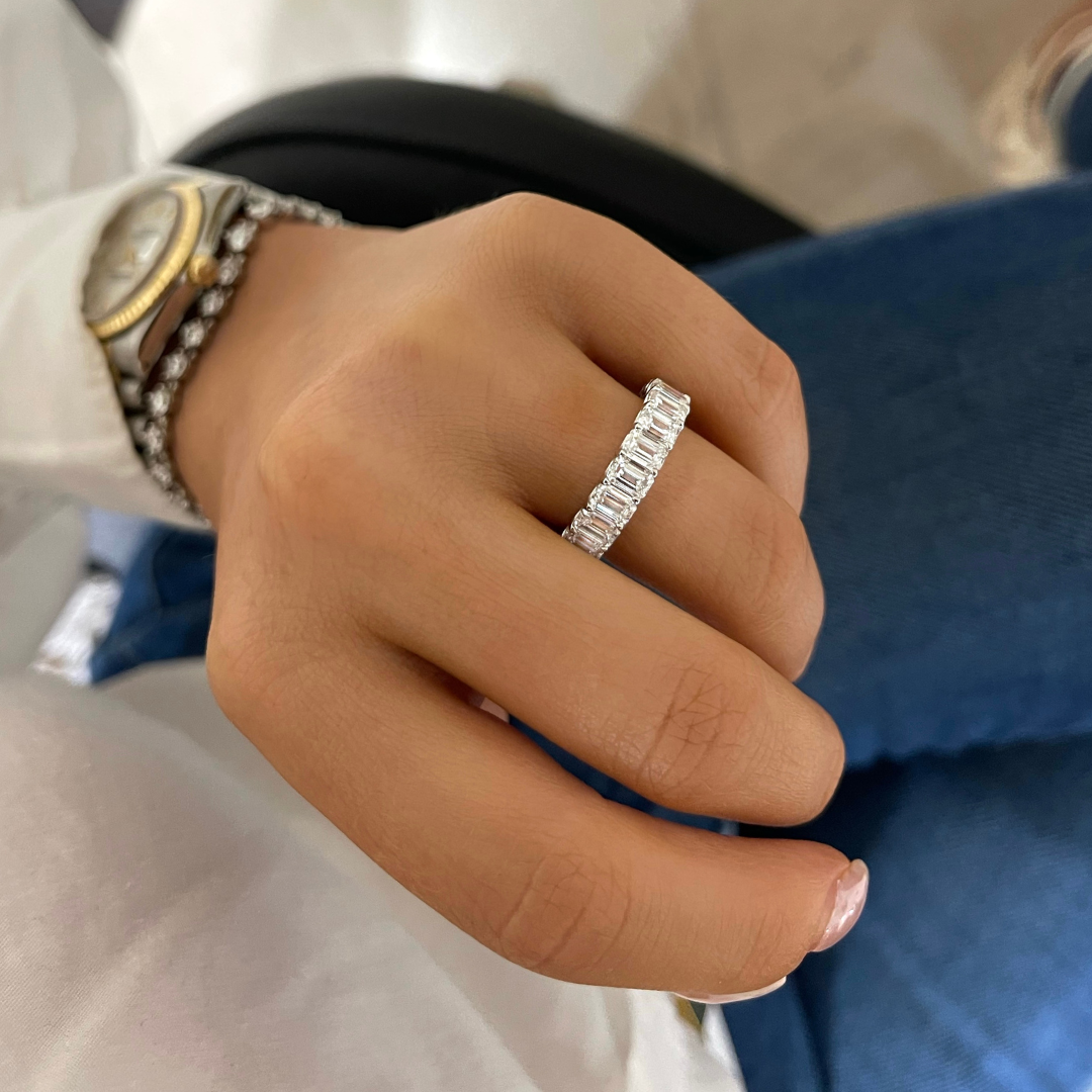 Diamond emerald cut band deals