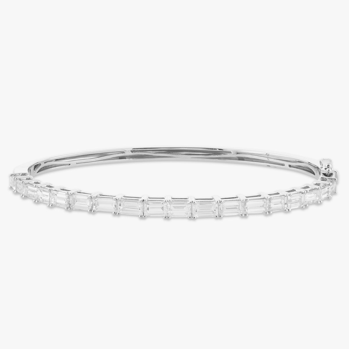 Richards Emerald Cut Diamond Bangle Bracelet 4.00 ctw