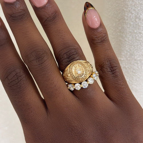 The Charlie Cloud®  curved band