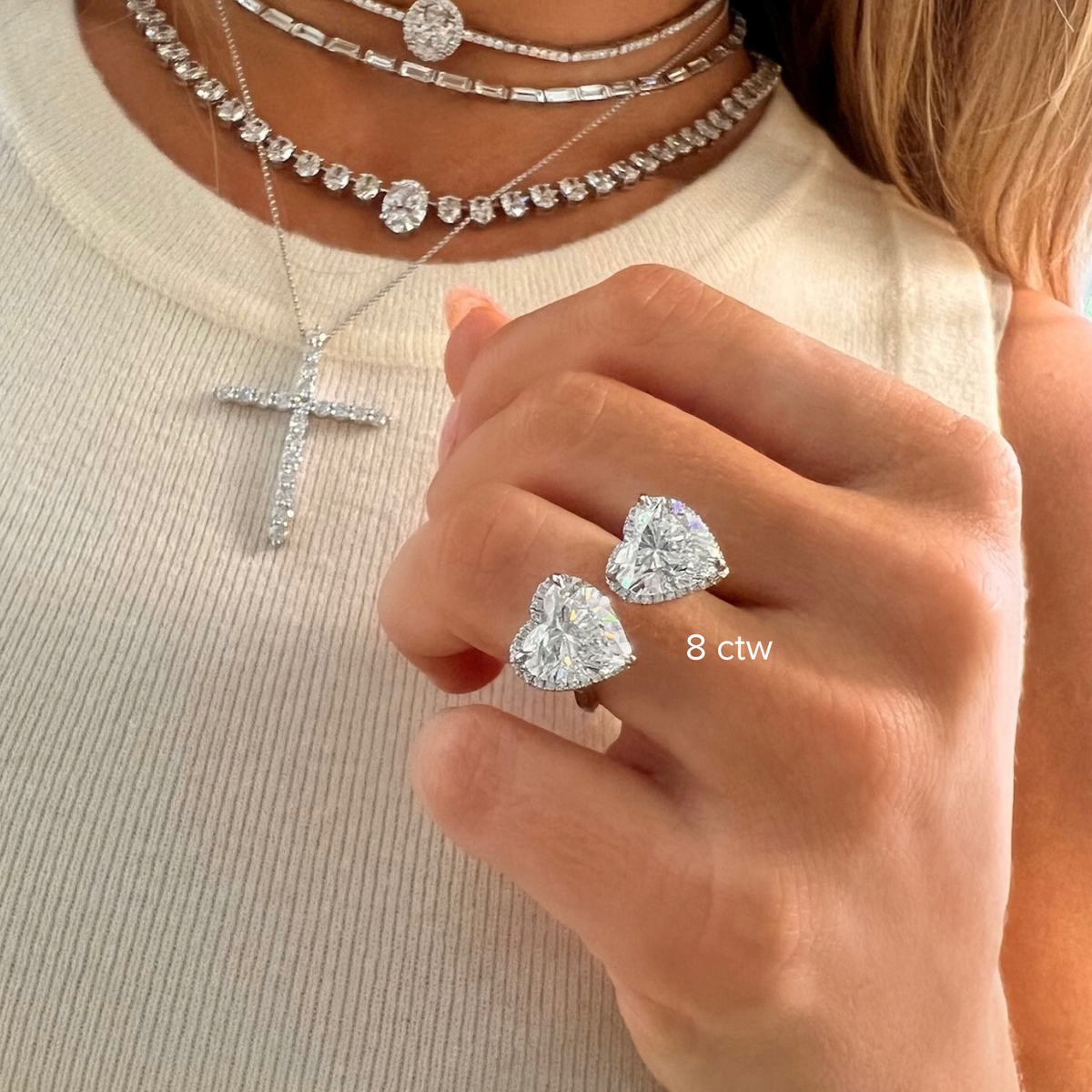 emilywearing8ctwtoietmoiheartring