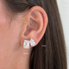 stud earrings 