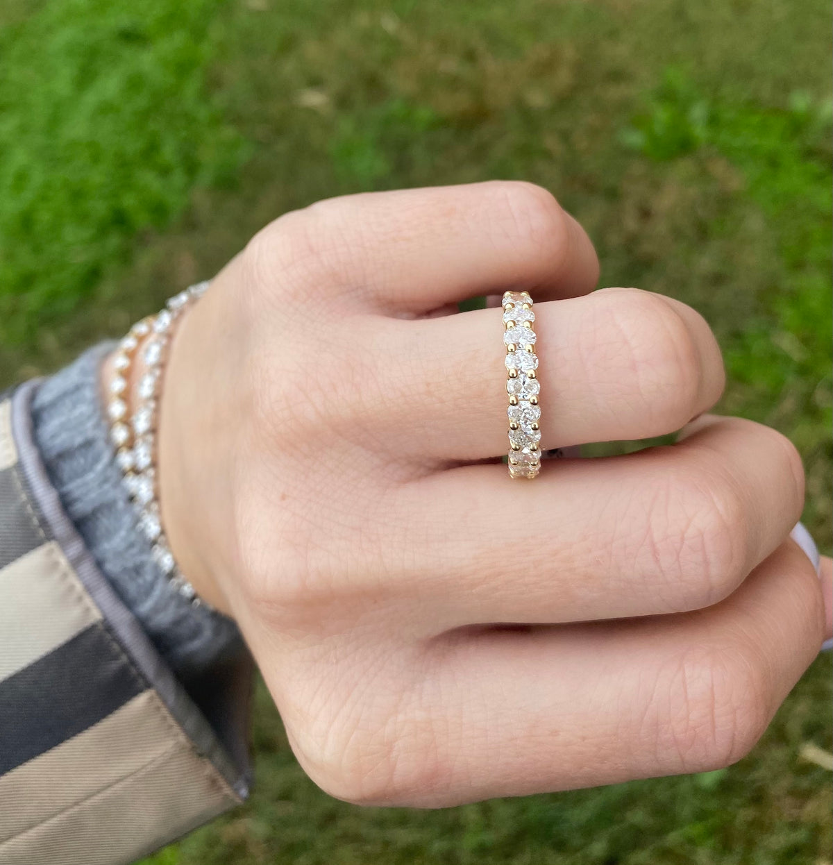 Mini Giselle Diamond Oval Band