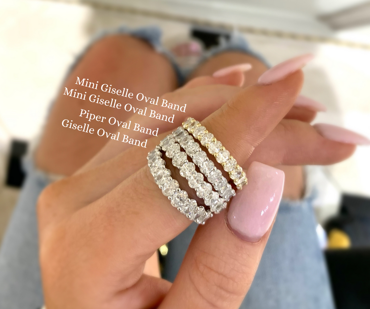 Mini Giselle Diamond Oval Band