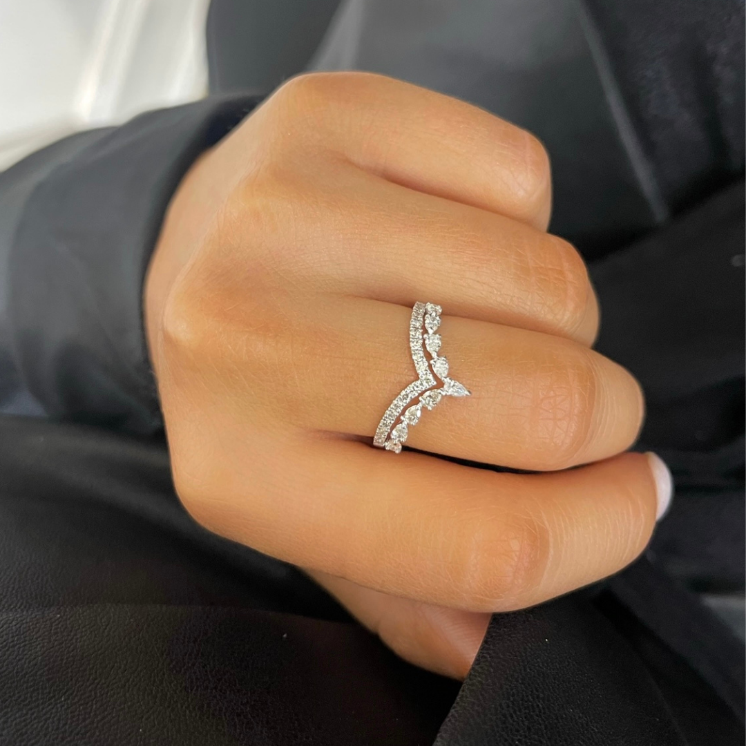 Double V Band RW Fine Jewelry