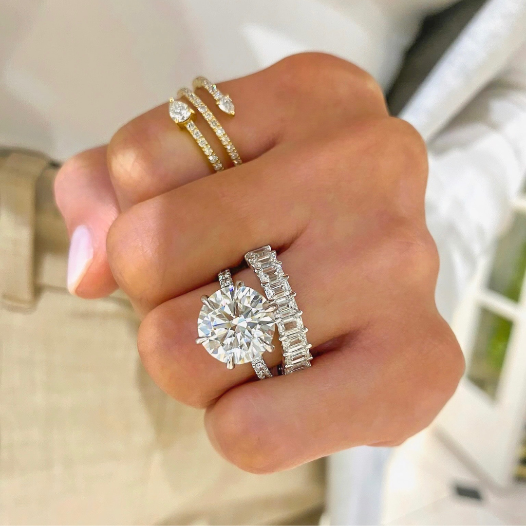 14k White Gold Emerald Cut Diamond Solitare Engagement Ring | Jewelsmith
