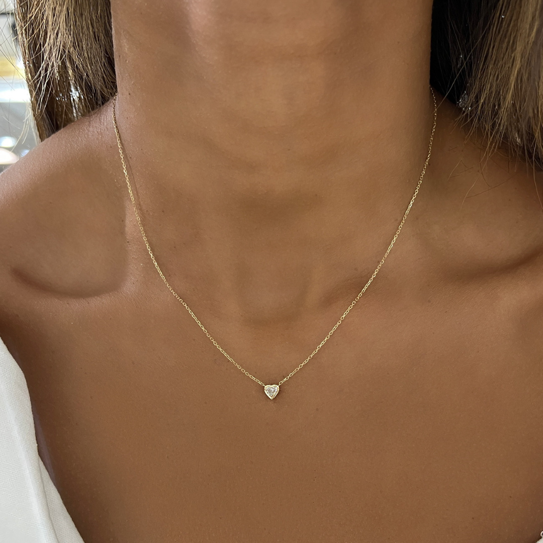 Ravayna Bezel Heart Dainty Diamond Necklace
